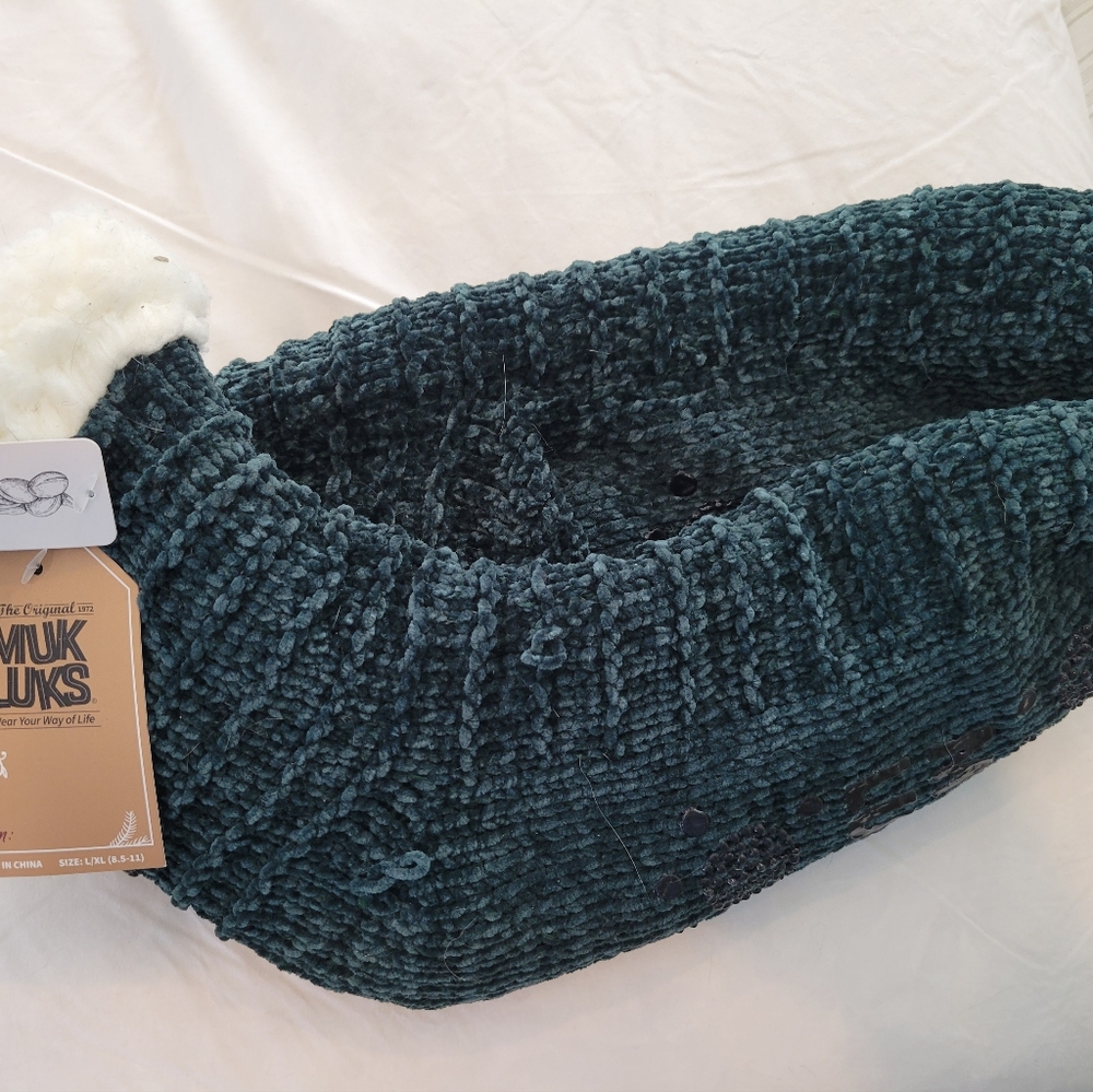 Muk Luks Forest Green Chenille Slipper Socks W Faux Fur CuffKnit Beanie